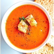 Крем-суп Томатный с фасолью, гренками и мясом (1 порция)
